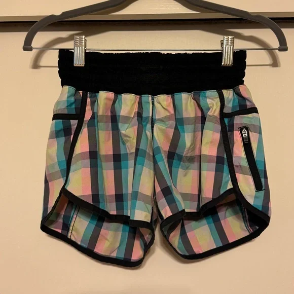 Lululemon Tracker Short II *2-way Stretch
Wee Wheezy Check Bleached Coral Cadet - Picture 4 of 10